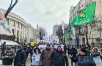 Митинг ФЛП двинулся из-под стен парламента на Майдан Незалежности