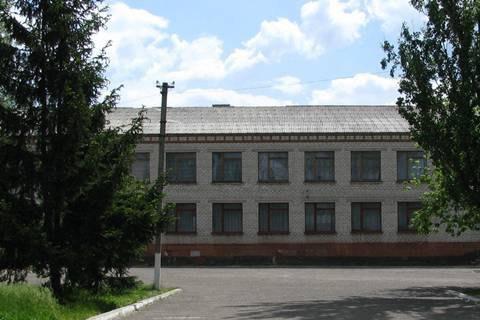 В Луганской области ночью обстреляли школу