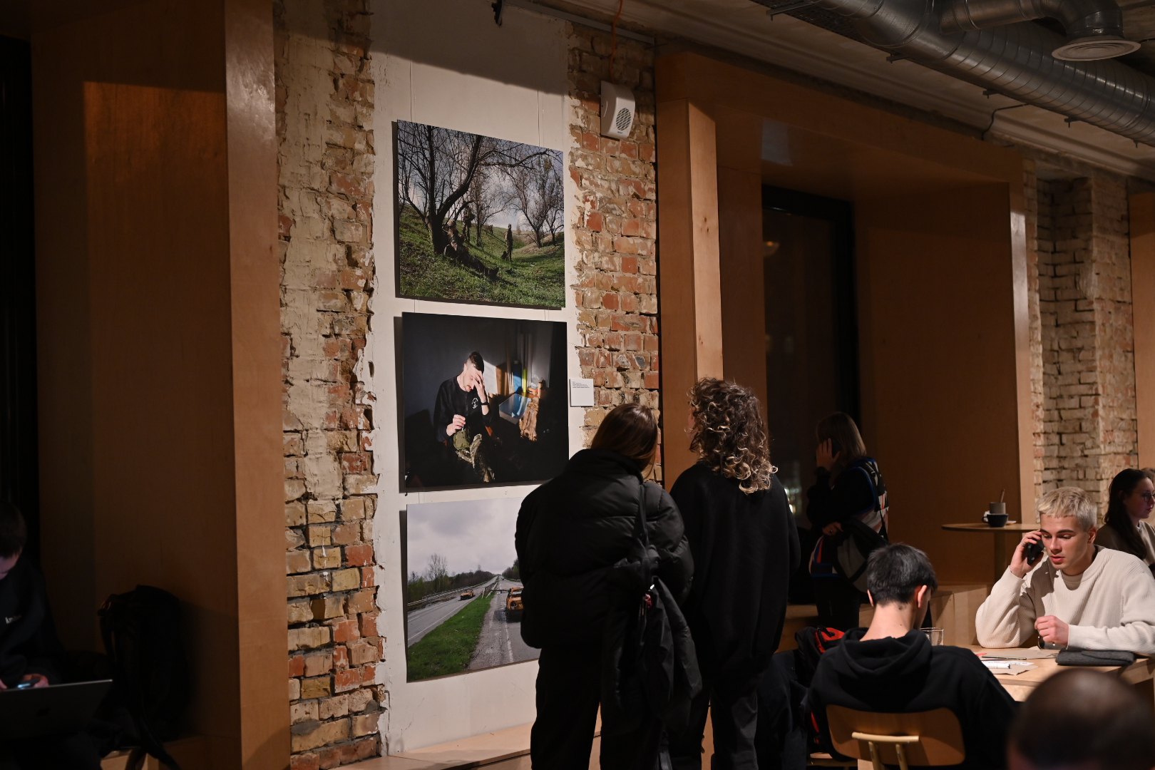 фотовиставка “Перехідний стан” штаб-сержанта 35-ї бригади морської піхоти Костянтина Гузенка
