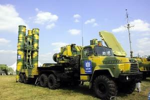 Російські військові на навчаннях відпрацювали приведення ЗРК С-300 у боєготовність за 5 хвилин