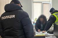 Службовицю ТЦК у Вінниці підозрюють у отримання “відкату” з матері загиблого військового