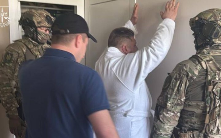 Правоохоронці підозрюють, що екскерівництво Держпродспоживслужби Вінницької області за хабарі роздавало службове житло