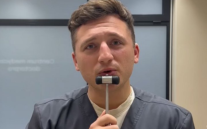 Хто він — той самий лікар з Instagram, який запалює піснями про медицину? Історія невролога Вадима Драгулова 