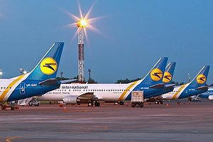 МАУ скасовує всі рейси між Києвом і Сімферополем до 17 березня