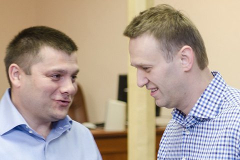 "Кіровліс" зажадав стягнути з Навального і Офіцерова 16 млн рублів