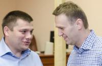 "Кіровліс" зажадав стягнути з Навального і Офіцерова 16 млн рублів