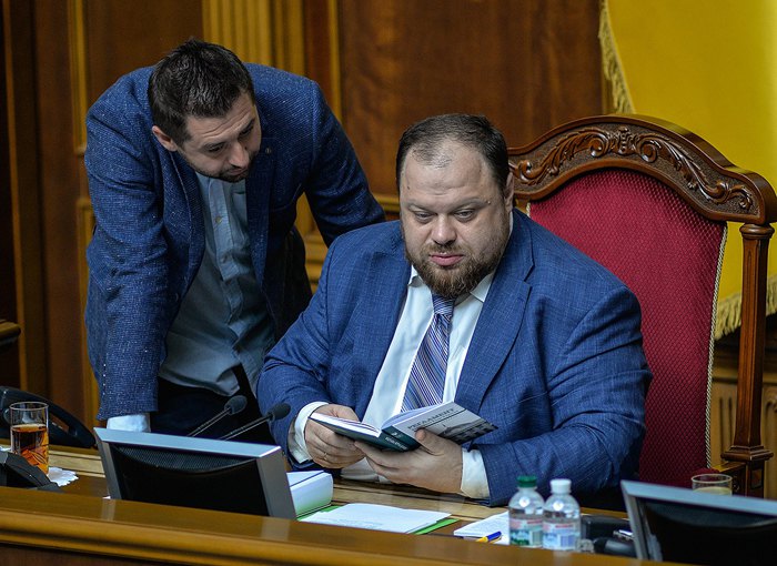 Руслан Стефанчук і Давид Арахамія під час засідання ВРУ.