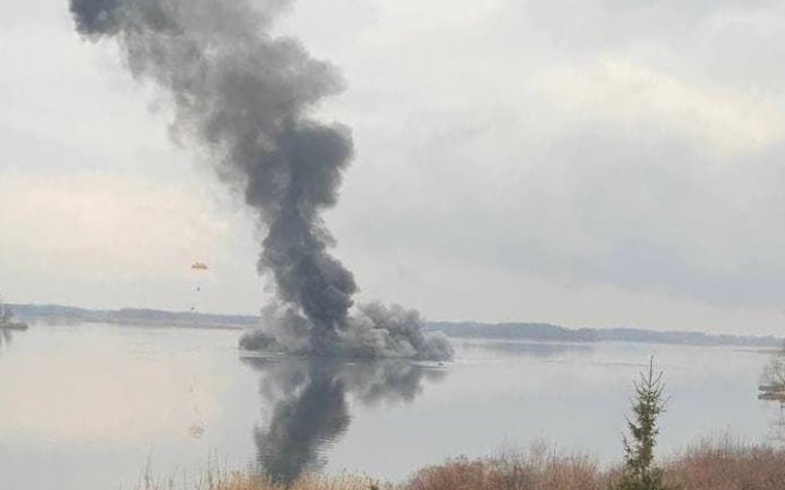 Оккупанты нанесли ракетный удар по нефтебазе в Днепре