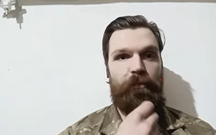 "Азов" рассказал, как командир морпехов пытался скрыться из города