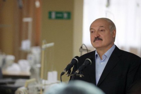 Лукашенко проінспектував білоруську оборонку і поставив завдання створити свою ракету