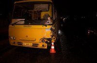 В Киеве произошла авария с маршруткой, пострадали семь пассажиров 