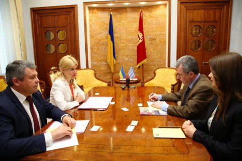 Светличная встретилась с послом Греции и главой Представительства НАТО в Украине