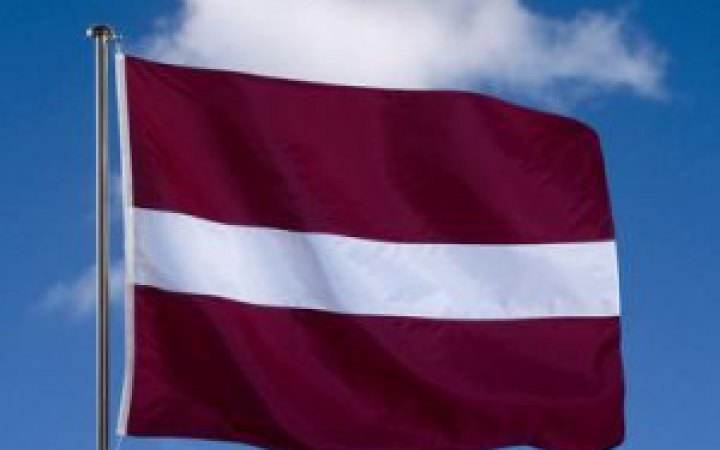 Латвия закрывает два российских консульства и высылает сотрудников до конца апреля