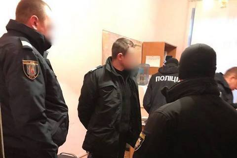 На київському залізничному вокзалі поліцейські та злодії створили ОЗУ