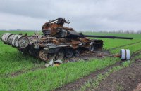Із 31 танка - тільки два робочих: в окупантів на Луганському напрямку почала активно ламатися і горіти техніка