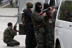 В Луганской области боевики напали на две воинские части и украли оружие