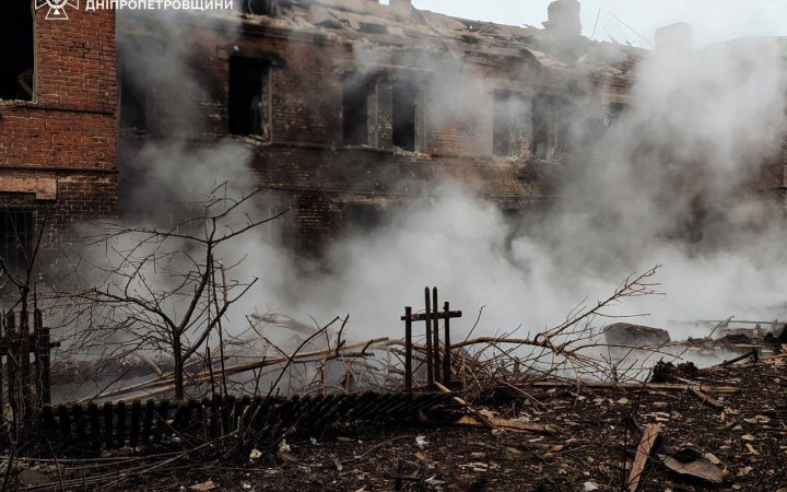 Росіяни завдали ракетного удару по Кривому Рогу. Серед постраждалих – троє дітей (оновлено)