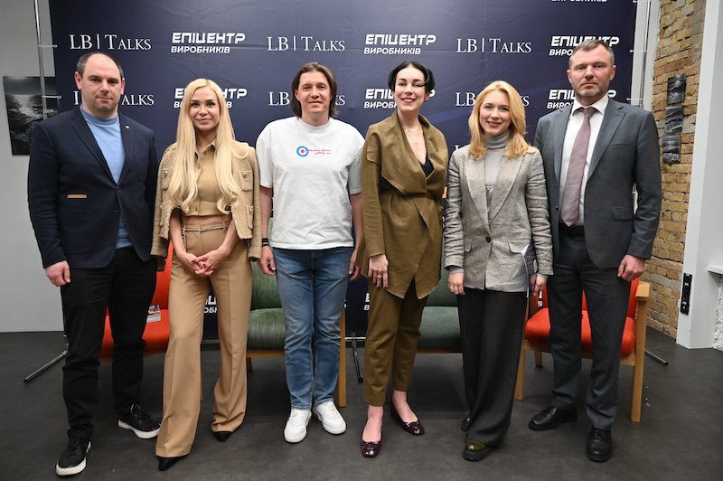 Дмитро Кисилевський, Юлія Чудновець, Артур Міхно, Соня Кошкіна, Юлія Жовтяк, Віталій Кіндратів