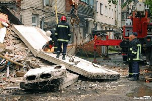 МЧСники обнаружили тело второй жертвы разрушения дома в Луцке