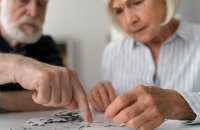 При хворобі Альцгеймера зміни в мозку настають ще до появи проблем із пам'яттю – дослідження