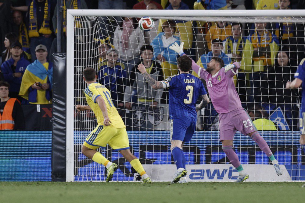 Матвій Пономаренко забиває єдиний гол України