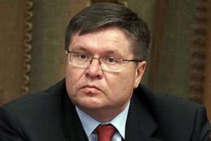 Улюкаев заявил, что экономика РФ достигла "хрупкого дна" 