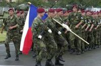 Чехия объединяет армию со Словакией