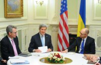 Яценюк предлагает мирные переговоры в "киевском формате"