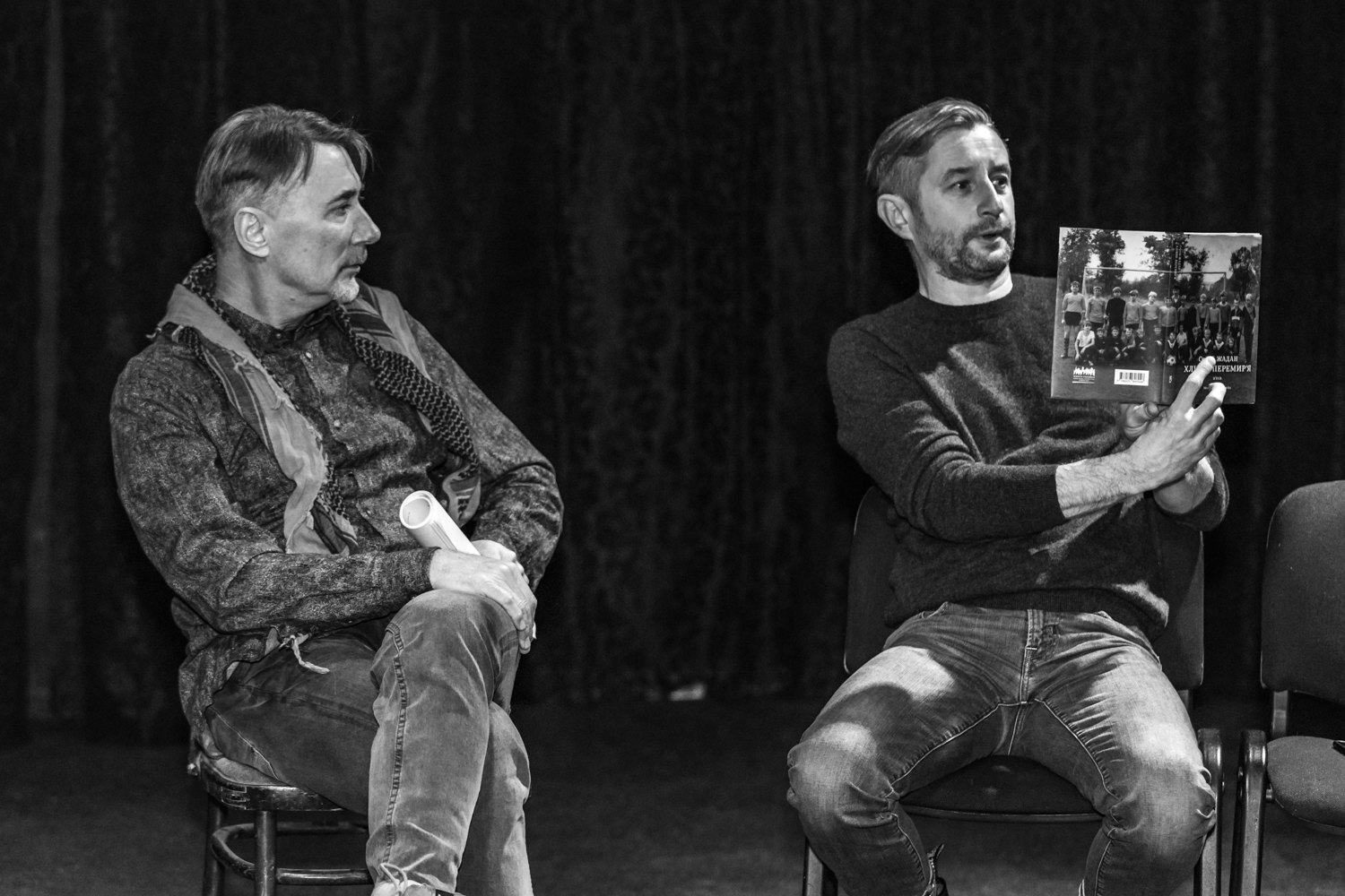 Олександр Ковшун і Сергій Жадан на репетиції. 