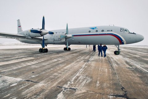 23 людей госпіталізовано після аварійної посадки літака Міноборони РФ