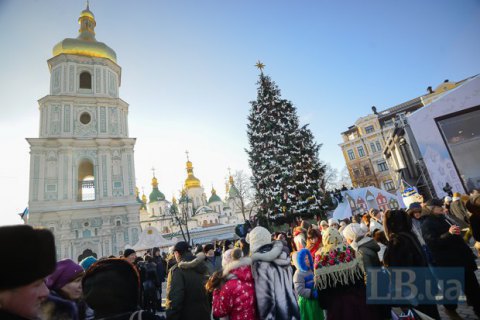 Зеленский поздравил украинцев с католическим Рождеством