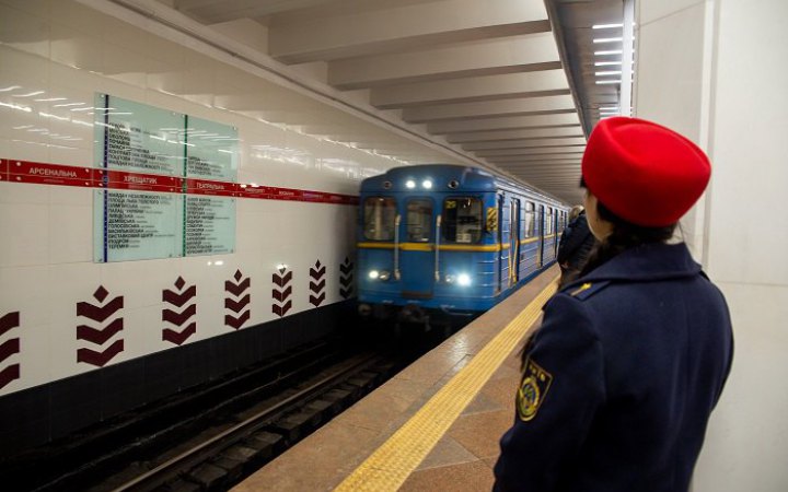 Київське метро після ударів росіян повертається до звичайного режиму (оновлено) 