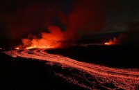 Ісландія евакуювала місто і сусідній курорт через загрозу вулкану