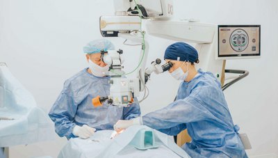 «Ви ж не хочете імплантувати собі в око щось неякісне?»: що треба знати про заміну кришталиків і оплату процедури від держави 