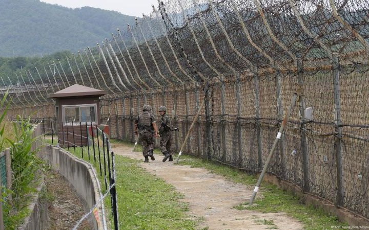 Військові Південної Кореї здійснили попереджувальні постріли по солдатах КНДР на кордоні