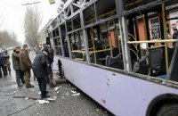 В Донецке минимум семь человек погибли на остановке (обновлено)
