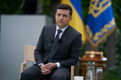 Зеленский записал обращение к украинцам: "Наше государство сегодня сильно, как никогда" 