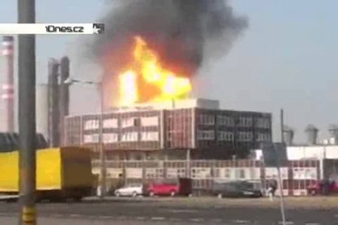 ​В Чехии при взрыве на химзаводе погибли 6 человек