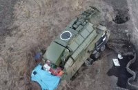 Украинские военные уничтожили ЗРК "Тор" и захватили трофейные танк и гаубицу