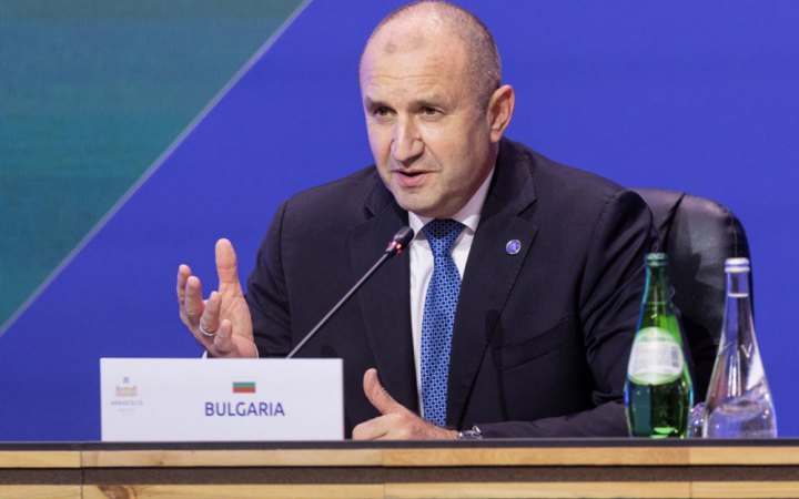 Президент Болгарії відмовляється брати участь у саміті НАТО через позицію щодо України