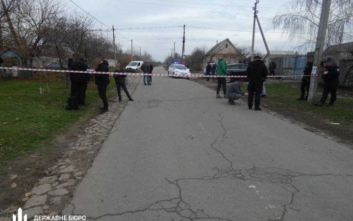 У Запорізькій області п’яний поліцейський у позаслужбовий час відкрив вогонь по військових