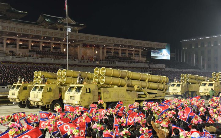 Глави МЗС майже півсотні країн засудили передачу Північною Кореєю балістичних ракет Росії