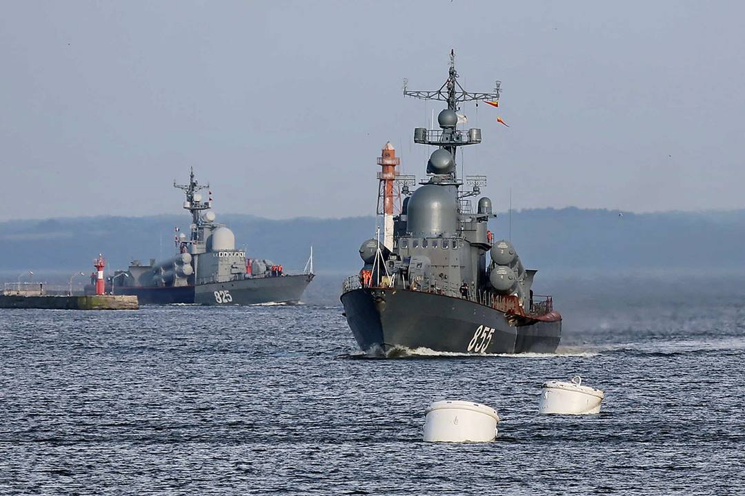 Ракетні катери 'Молния' Р-187 Заречный та Р-291 'Димитровград' Баптійського флоту РФ.