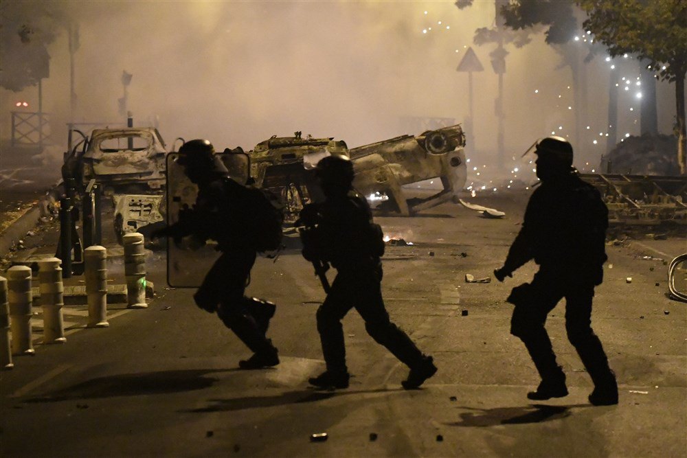 Сутички поліції з протестувальниками в Нантері поблизу Парижа, Франція, 29 червня 2023 року.