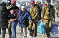 В окупованому Росією Криму заявили про готовність прийняти так званих "біженців із Донбасу"