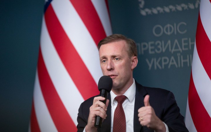 Військова допомога США сприятиме Україні здійснити контрнаступ у 2025 році, — Салліван