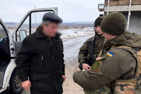 На блокпосту в Луганській області затримали найманця РФ