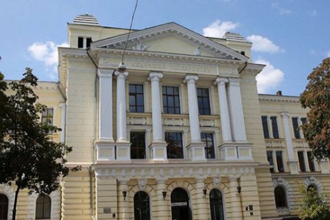 Повідомлено про підозру нотаріусу, яка незаконно "змінила" керівництво Одеського національного медичного університету