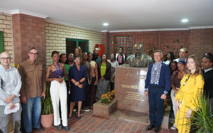 В Африці встановили перший пам'ятник Тарасу Шевченку