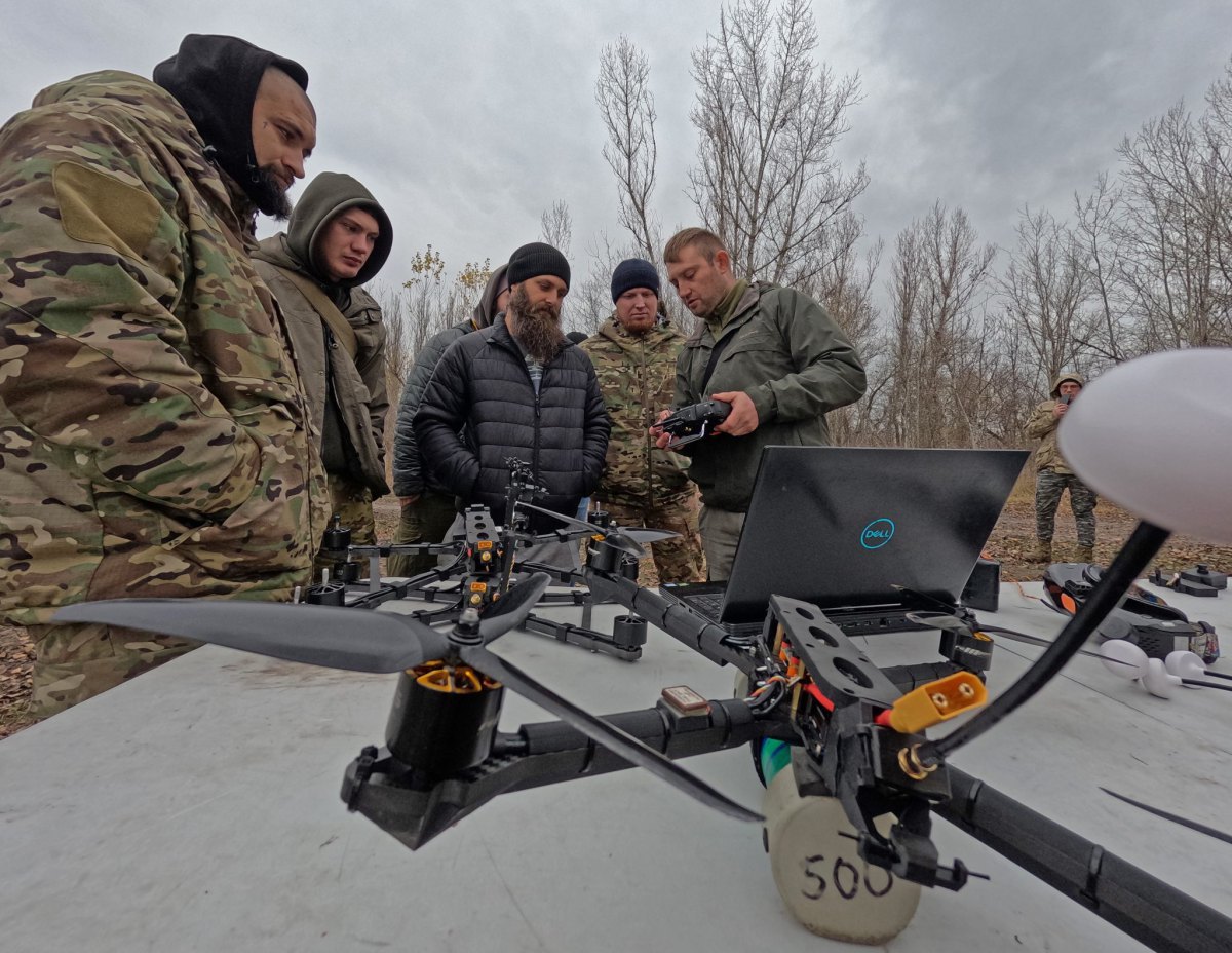 Дрон-камікадзе «Лупиніс-10-TFL-1»